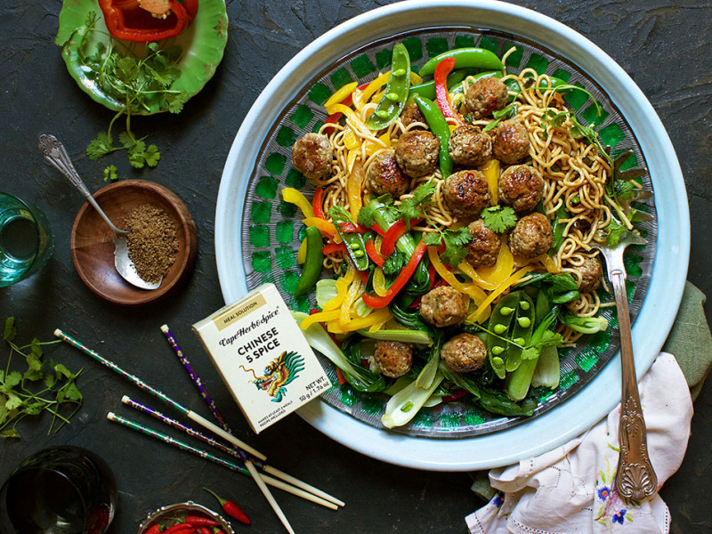 CHINESE 5 SPICE MEATBALLS WITH VEGGIES AND SAUCY NOODLES