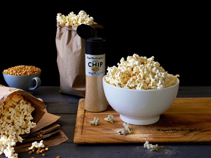 CHEAP-AS-CHIPS DIY MICROWAVE POPCORN IN A BAG